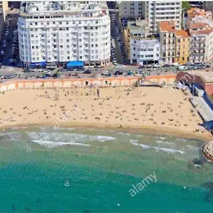 Les Pieds Dans L’eau Marseille
